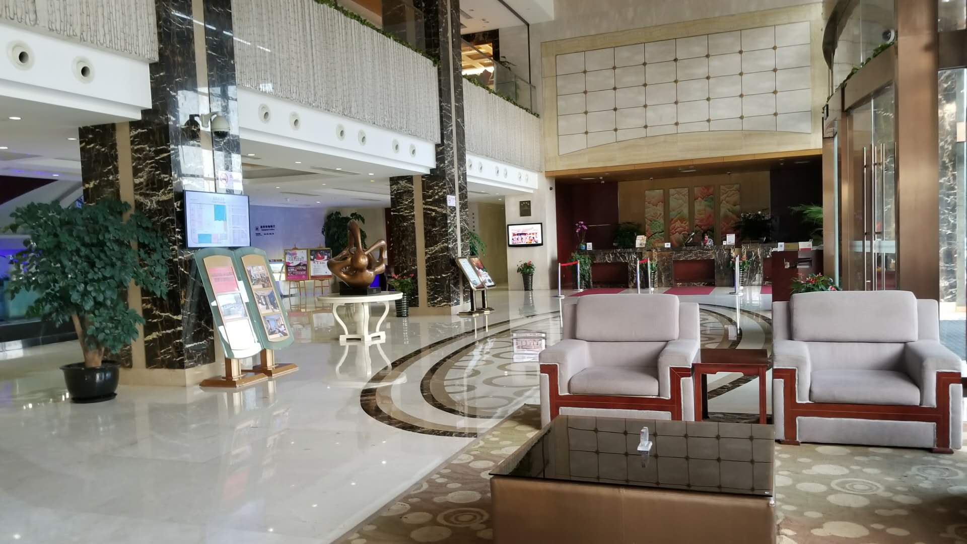 迪利特大酒店(图2)